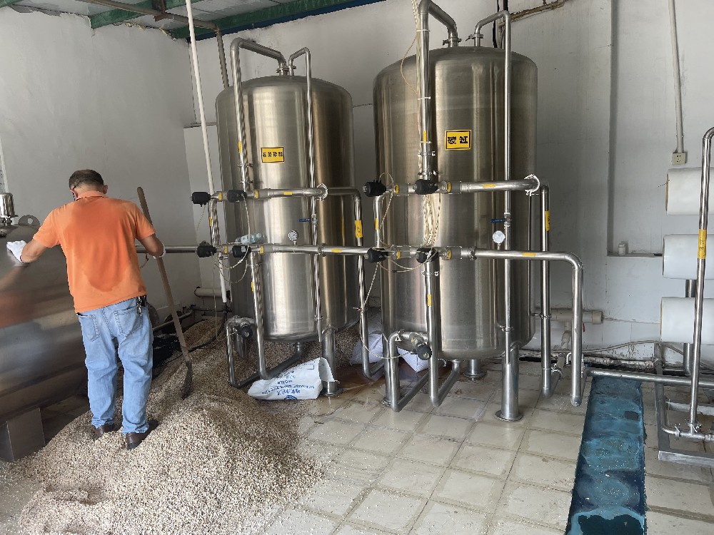 石英砂碳鋼過(guò)濾器 (2).jpg